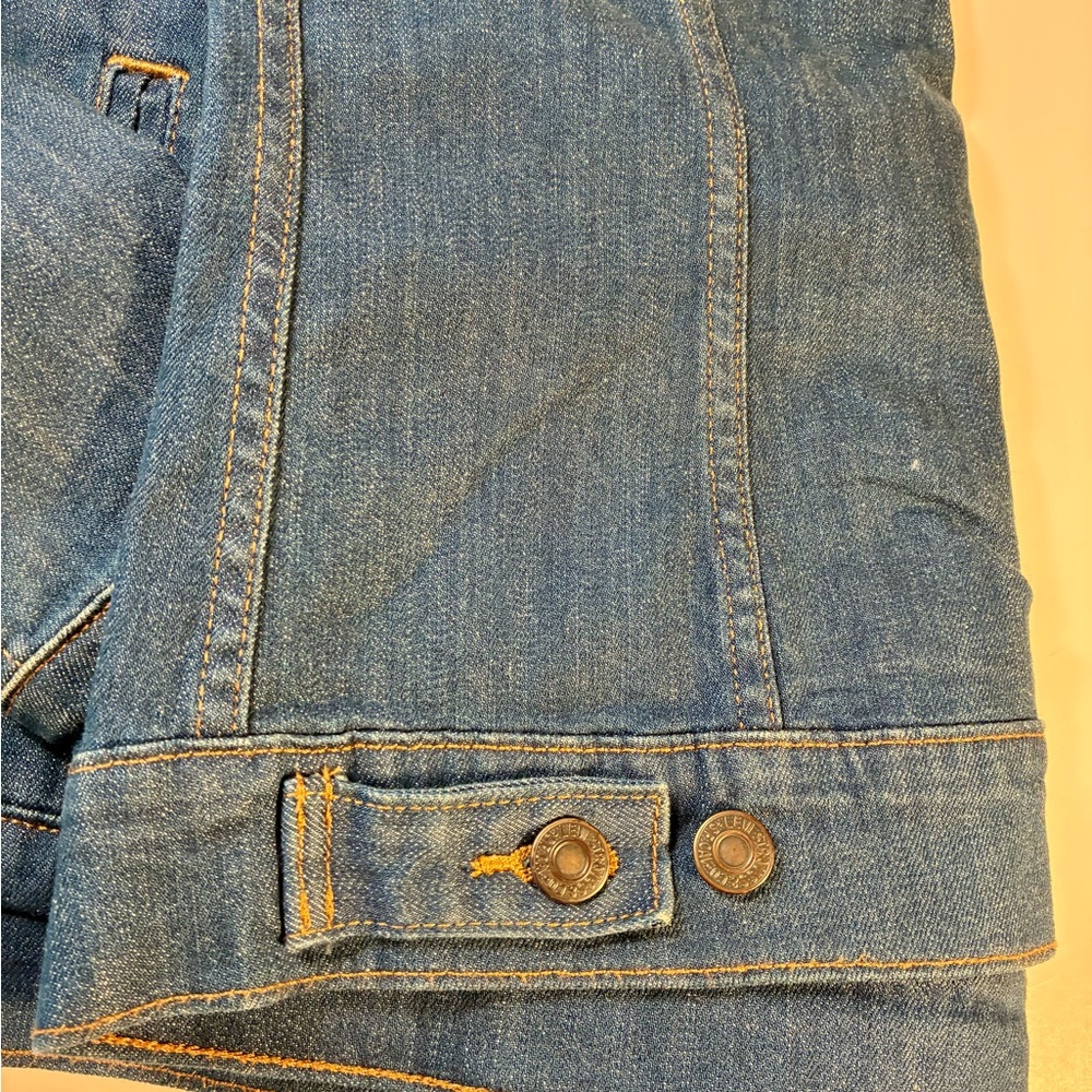Levi's Blue Denim Trucker Jacket M - Picture 5 of 7